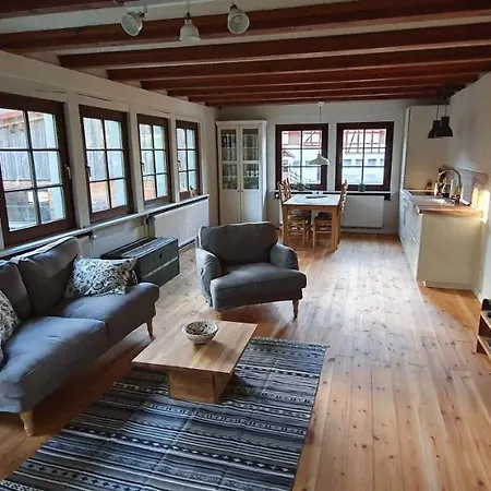 Apartment Ferienwohnung Auf Idyllischen Gestüt Auf Historischen Gutshof In Hessen Bad Hersfeld